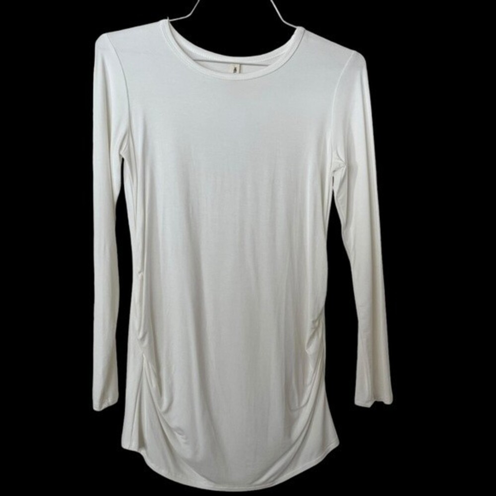 Hello MIZ white soft maternity long sleeve t-shirt with ruched sides Size Small